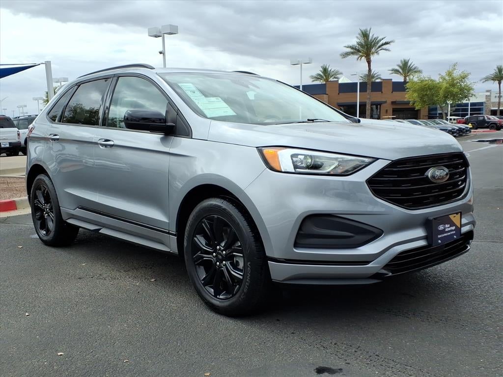 2022 Ford Edge SE