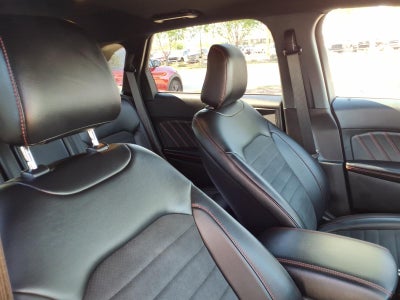 2022 Ford Edge ST-Line