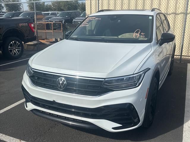 2024 Volkswagen Tiguan SE R-Line Black