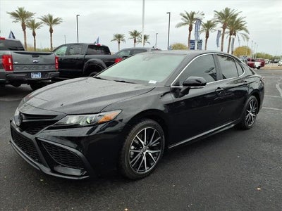 2023 Toyota Camry SE