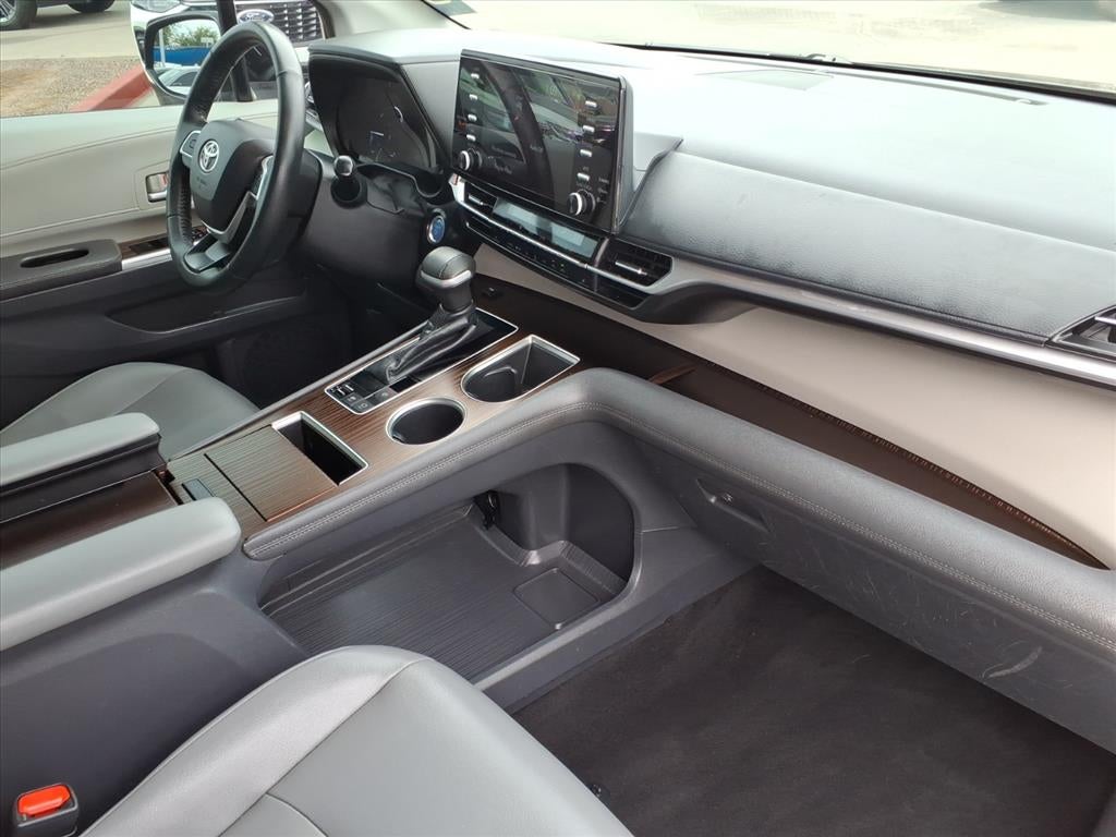 2022 Toyota Sienna XLE 7-Passenger