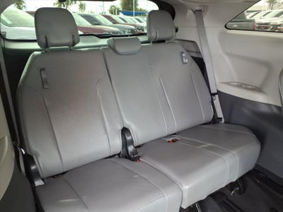 2022 Toyota Sienna XLE 7-Passenger