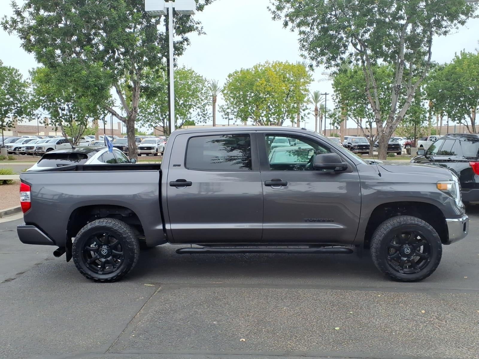 2019 Toyota Tundra SR5