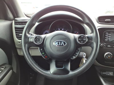 2016 Kia Soul Base