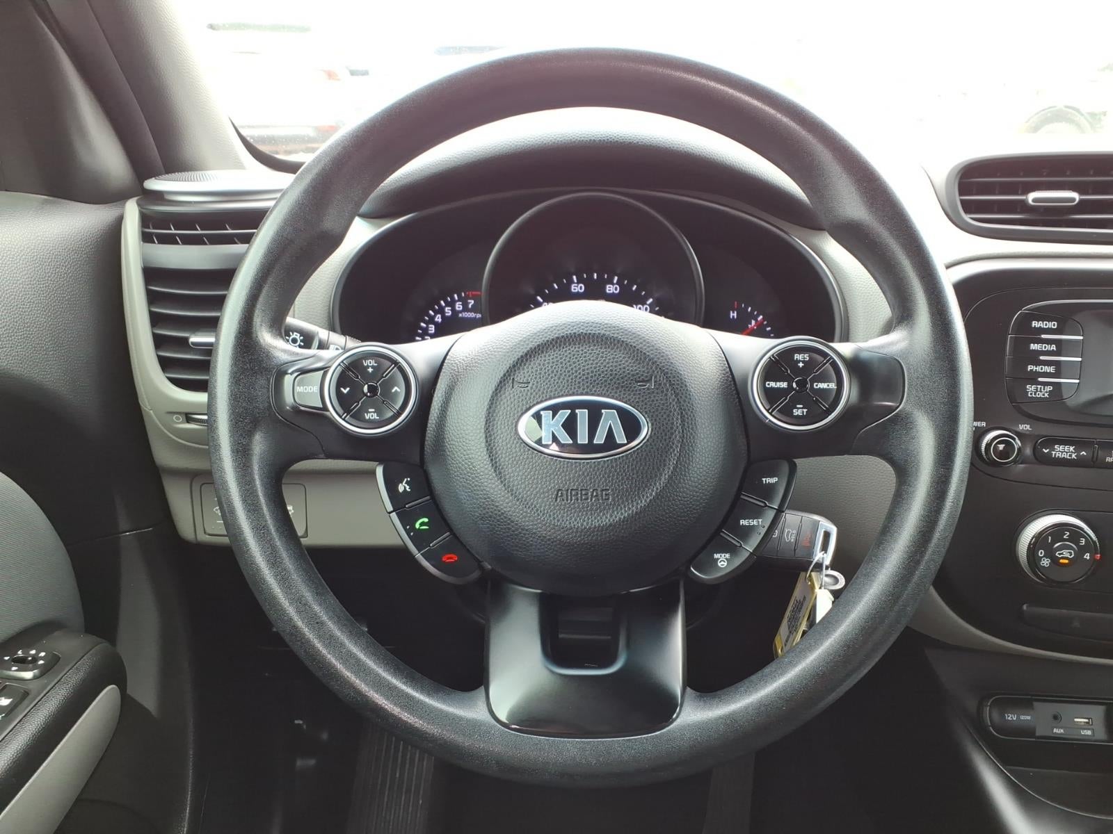 2016 Kia Soul Base