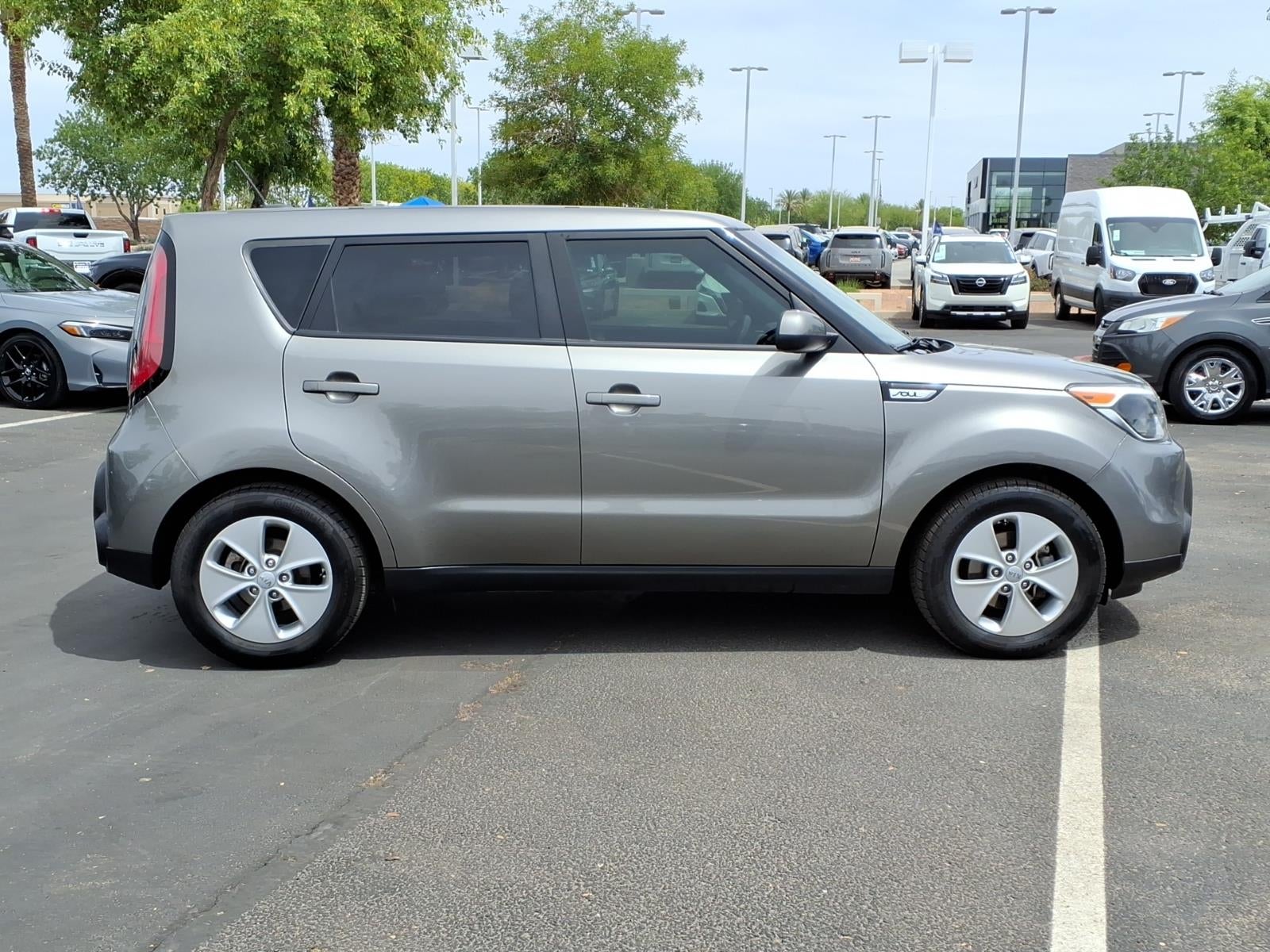 2016 Kia Soul Base